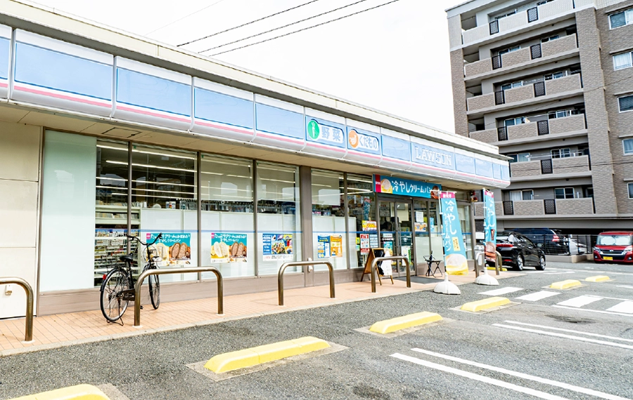 ローソン 高木三丁目店