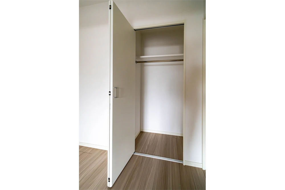 洋室1(クローゼット)